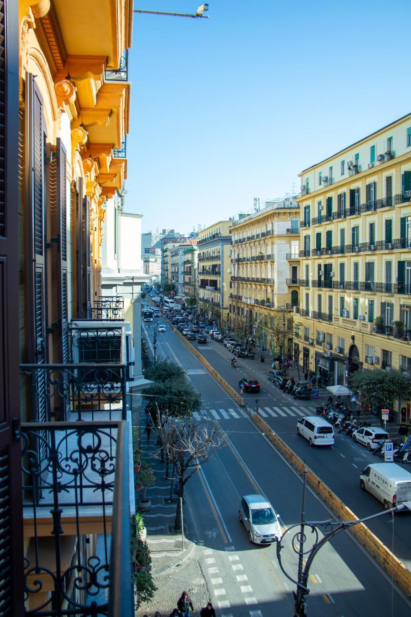 Отель Beb Umberto I Napoli Экстерьер фото