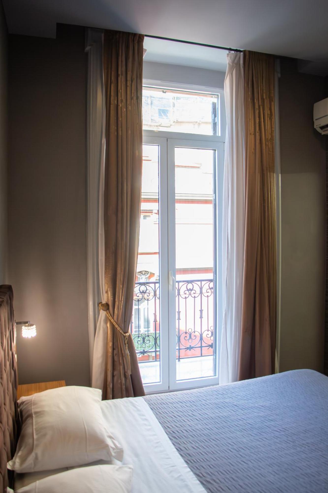 Отель Beb Umberto I Napoli Экстерьер фото